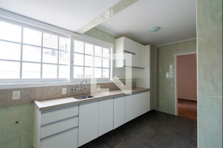 Casa à venda com 264m², 3 quartos e 3 vagasCozinha