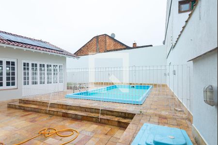 Casa à venda com 264m², 3 quartos e 3 vagasPiscina