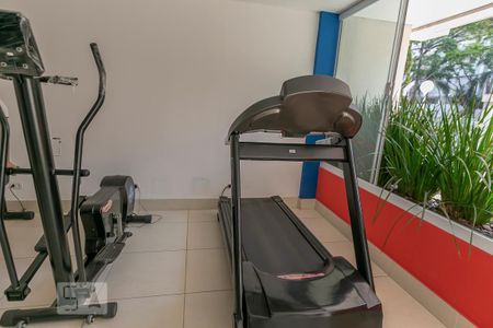 Apartamento para alugar com 65m², 2 quartos e sem vagaÁrea comum - Academia