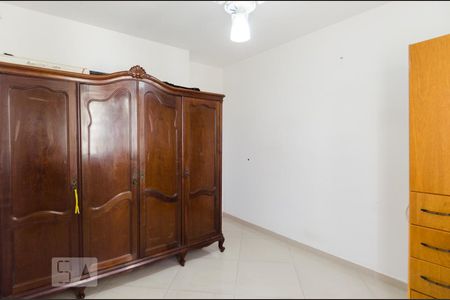 Quarto 2 de apartamento para alugar com 2 quartos, 54m² em Taboão, São Bernardo do Campo