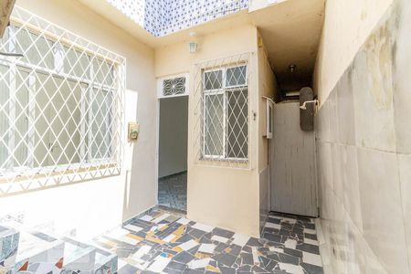 Casa para alugar com 70m², 2 quartos e sem vagaQuintal