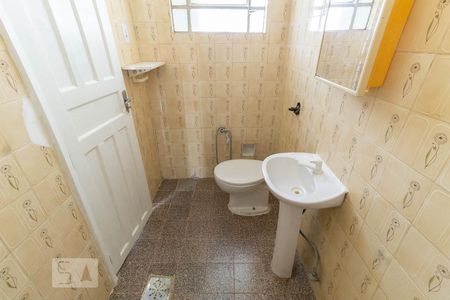 Casa para alugar com 70m², 2 quartos e sem vagaBanheiro