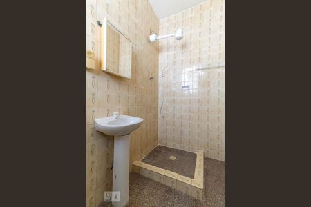 Casa para alugar com 70m², 2 quartos e sem vagaBanheiro