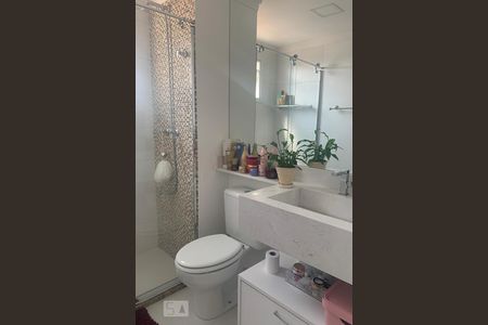 Banheiro de apartamento à venda com 2 quartos, 75m² em Parque Reboucas, São Paulo