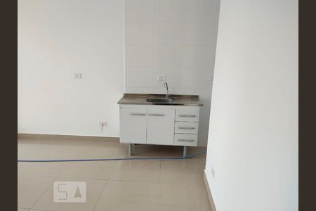 Sala e cozinha de apartamento à venda com 2 quartos, 44m² em Vila Matilde, São Paulo