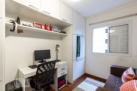 Segundo dormitório de apartamento à venda com 2 quartos, 65m² em Vila Olímpia, São Paulo