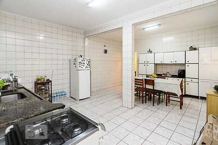 Cozinha de casa à venda com 3 quartos, 180m² em Jardim Record, São Paulo