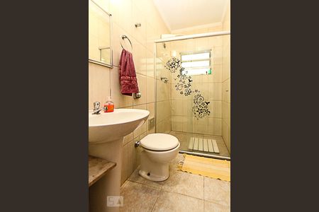 Banheiro de casa à venda com 3 quartos, 180m² em Jardim Record, São Paulo