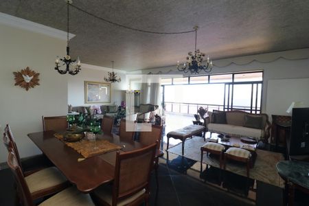 Sala 1 de apartamento para alugar com 4 quartos, 350m² em Cacuia, Rio de Janeiro