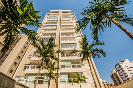 Apartamento para alugar com 83m², 2 quartos e 2 vagas Apartamento para alugar com 83m², 2 quartos e 2 vagasFachada