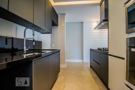 Apartamento para alugar com 83m², 2 quartos e 2 vagas Apartamento para alugar com 83m², 2 quartos e 2 vagasCozinha