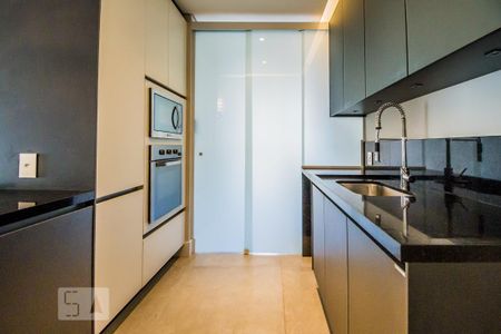 Apartamento para alugar com 83m², 2 quartos e 2 vagas Apartamento para alugar com 83m², 2 quartos e 2 vagasCozinha
