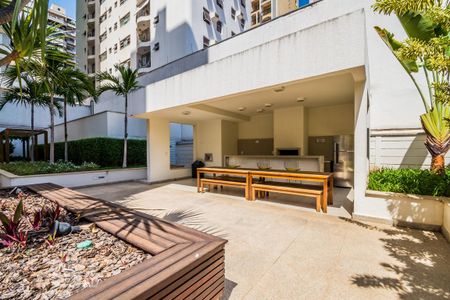 Apartamento para alugar com 83m², 2 quartos e 2 vagas Apartamento para alugar com 83m², 2 quartos e 2 vagasÁrea comum - Churrasqueira
