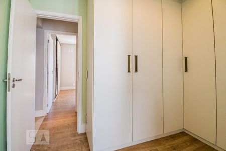 Quarto de apartamento para alugar com 2 quartos, 83m² em Cambuí, Campinas