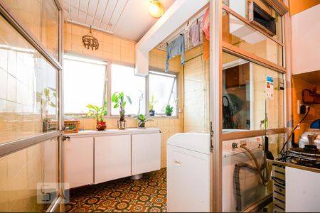 Apartamento à venda com 115m², 3 quartos e 1 vaga Apartamento à venda com 115m², 3 quartos e 1 vagaÁrea de Serviço