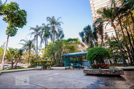 Apartamento à venda com 115m², 3 quartos e 1 vaga Apartamento à venda com 115m², 3 quartos e 1 vagaÁrea Comum