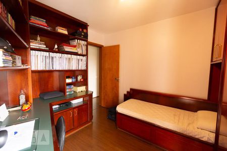 Apartamento à venda com 110m², 3 quartos e 2 vagasQuarto 3