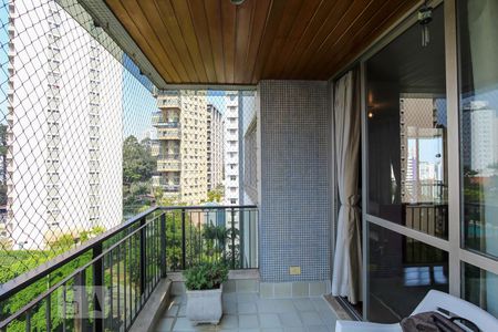 Apartamento à venda com 200m², 4 quartos e 3 vagas1 Varanda da sala