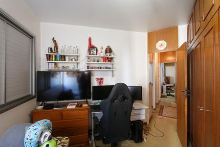 Apartamento à venda com 200m², 4 quartos e 3 vagasQuarto 3