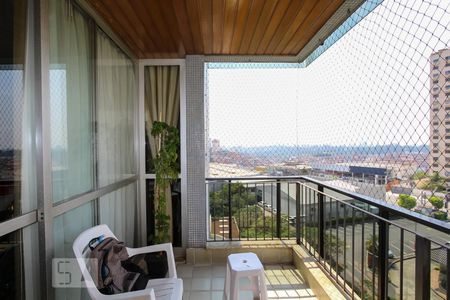 Apartamento à venda com 200m², 4 quartos e 3 vagas1 Varanda da sala