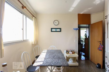 Apartamento à venda com 200m², 4 quartos e 3 vagasCopa