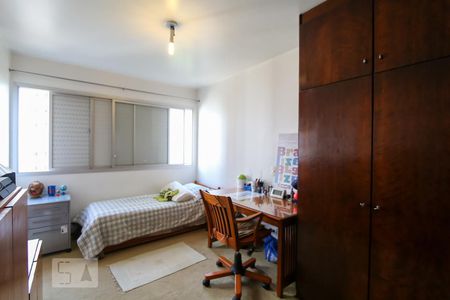 Apartamento à venda com 200m², 4 quartos e 3 vagasSuíte 2