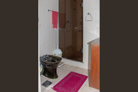 Apartamento à venda com 133m², 3 quartos e 2 vagasBanheiro da Suíte