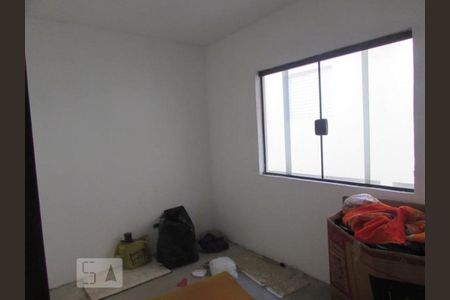 Casa à venda com 335m², 5 quartos e 8 vagas Casa à venda com 335m², 5 quartos e 8 vagasQuarto