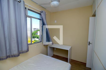 Quarto 1 de apartamento para alugar com 2 quartos, 50m² em Laranjeiras, Rio de Janeiro