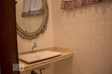 Casa de condomínio para alugar com 1000m², 6 quartos e 4 vagas Casa de condomínio para alugar com 1000m², 6 quartos e 4 vagasLavado