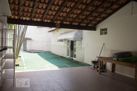 Casa de condomínio para alugar com 1000m², 6 quartos e 4 vagas Casa de condomínio para alugar com 1000m², 6 quartos e 4 vagasgaragem
