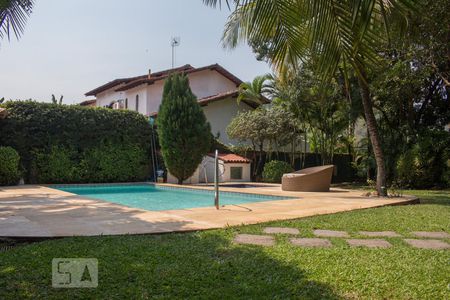 Casa de condomínio para alugar com 1000m², 6 quartos e 4 vagas Casa de condomínio para alugar com 1000m², 6 quartos e 4 vagasPiscina