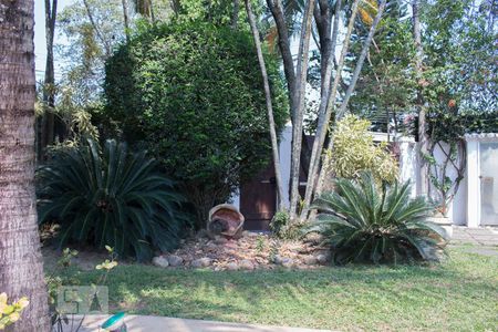 Casa de condomínio para alugar com 1000m², 6 quartos e 4 vagas Casa de condomínio para alugar com 1000m², 6 quartos e 4 vagasJardim