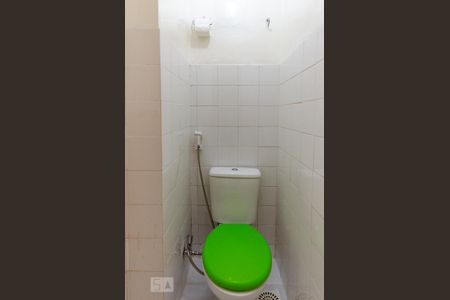 Banheiro de Serviço de apartamento à venda com 2 quartos, 78m² em Ipanema, Rio de Janeiro