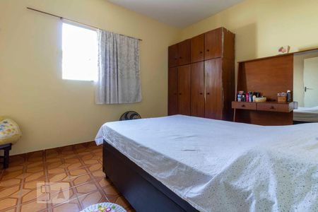 Quarto 2 de casa à venda com 4 quartos, 120m² em Parque Luis Mucciolo, São Paulo