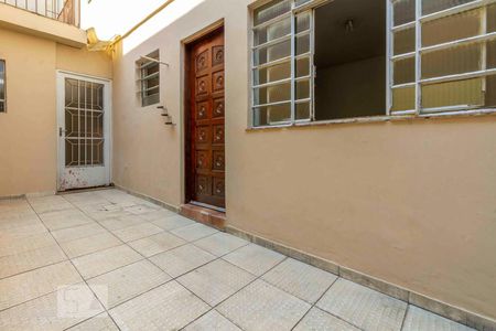 Casa à venda com 120m², 4 quartos e 3 vagasÁrea Externa - Acesso Casa parte Inferior