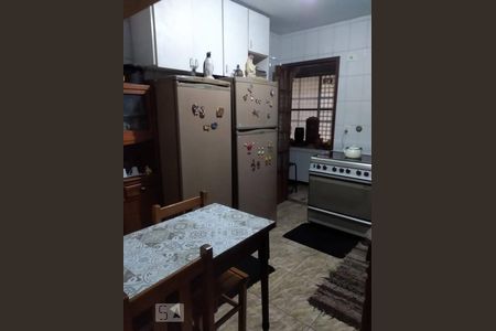 Apartamento à venda com 115m², 3 quartos e 1 vaga Apartamento à venda com 115m², 3 quartos e 1 vagaCozinha
