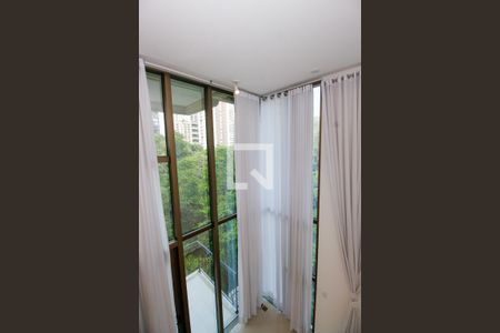 Sala de apartamento para alugar com 1 quarto, 60m² em Jardim Fonte do Morumbi, São Paulo