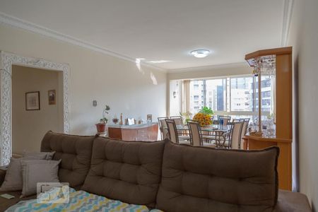 Sala de apartamento à venda com 3 quartos, 165m² em Bela Vista, São Paulo