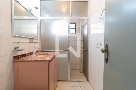 Banheiro de apartamento à venda com 1 quarto, 31m² em Vila Buarque, São Paulo
