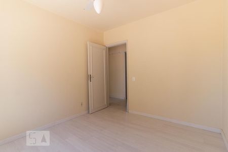 Dormitório de apartamento à venda com 3 quartos, 110m² em Bela Vista, Porto Alegre