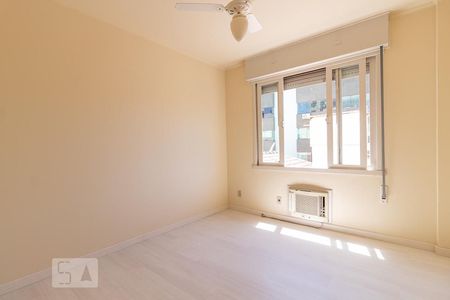 Dormitório de apartamento à venda com 3 quartos, 110m² em Bela Vista, Porto Alegre