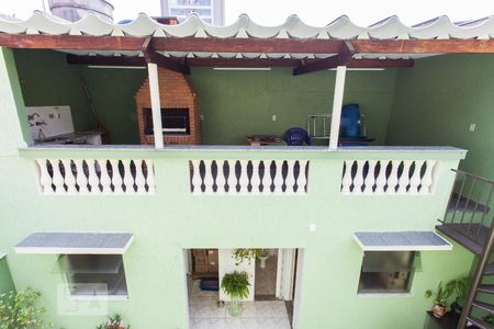 Casa de condomínio à venda com 220m², 3 quartos e 2 vagasChurrasqueira