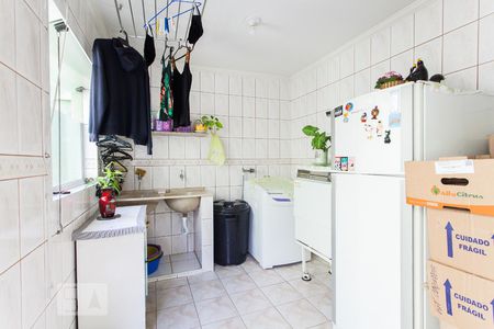 Casa de condomínio à venda com 220m², 3 quartos e 2 vagasÁrea de Serviço