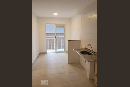 Studio para alugar com 33m², 1 quarto e sem vaga Studio para alugar com 33m², 1 quarto e sem vagaSala/Cozinha