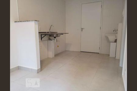 Studio para alugar com 33m², 1 quarto e sem vaga Studio para alugar com 33m², 1 quarto e sem vagaSala/Cozinha