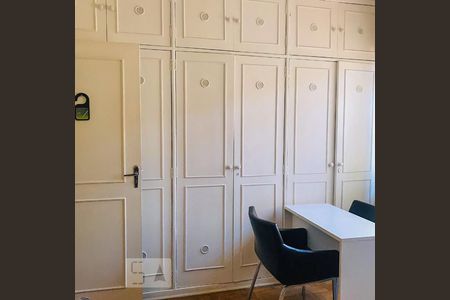 Casa à venda com 500m², 3 quartos e 2 vagas Casa à venda com 500m², 3 quartos e 2 vagasQuarto 1