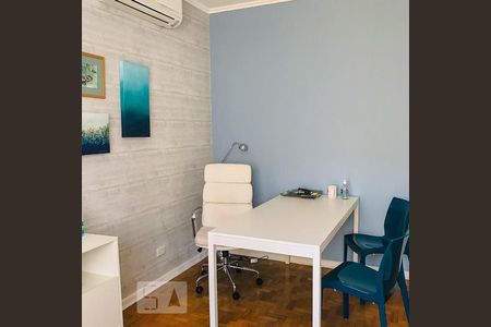 Casa à venda com 500m², 3 quartos e 2 vagas Casa à venda com 500m², 3 quartos e 2 vagasQuarto 2