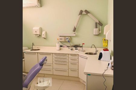 Casa à venda com 500m², 3 quartos e 2 vagas Casa à venda com 500m², 3 quartos e 2 vagasQuarto 3