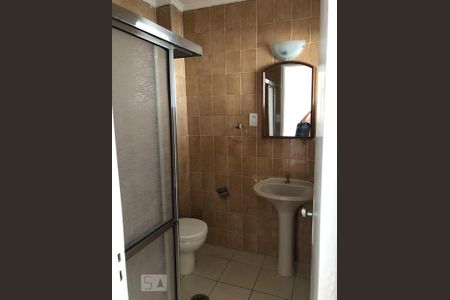 Banheiro de apartamento para alugar com 2 quartos, 55m² em Perdizes, São Paulo